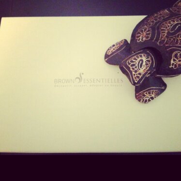 Brown Essentielles Nov. 2012