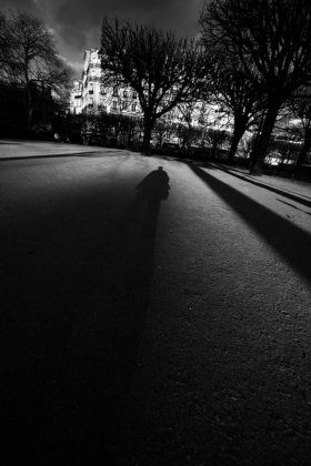 Dans ces rues obscures…