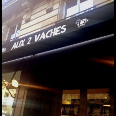 Mes deux vaches parisiennes