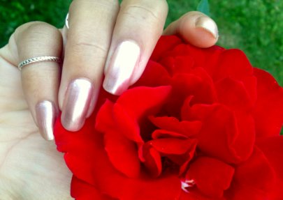 Câline-moi les ongles….