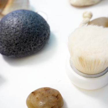 Brosse Tosowoong ou Eponge au Konjac? Le match !