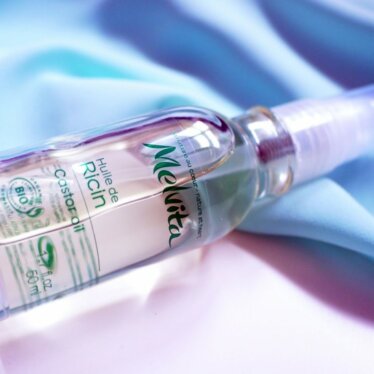 Le secret de mes ongles, cils et cheveux longs !