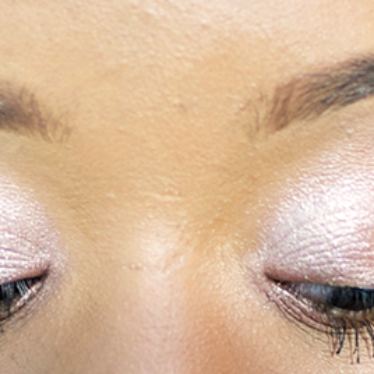 Neutral Look & Bloody Lips